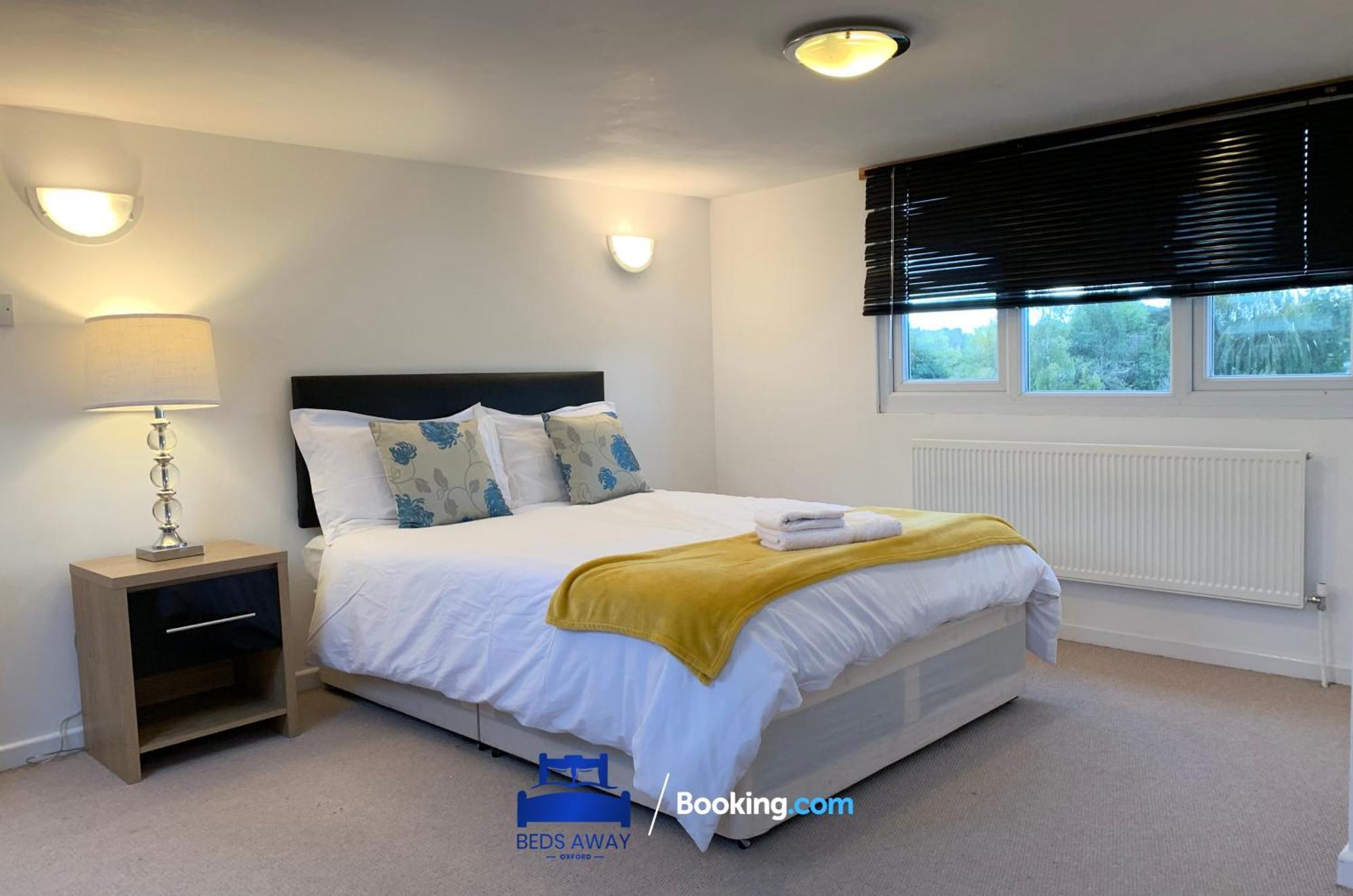 Relocation-business-leisure-fast Wifi-free Parking-with 2 En-suites And Garden By Beds Away Short Lets & Serviced Casa vacanze *